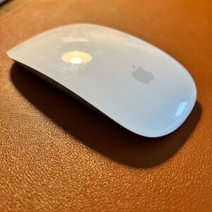 Apple Magic Mouse 2